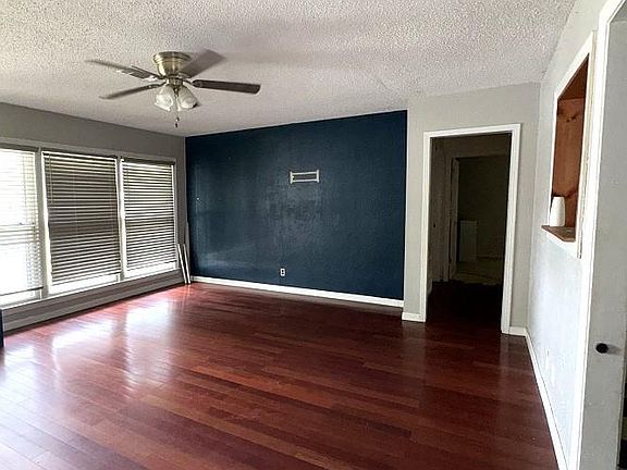 2nd image of 609 24th Ave N