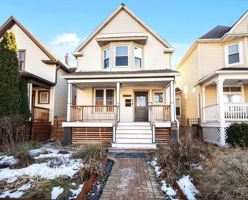 1st image of 3509 W Wrightwood Ave