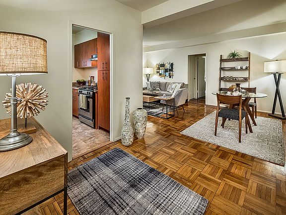 5th image of 1585 Odell St APT 3E