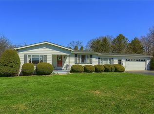 118 Sequoia Dr, Mercer, PA 16137