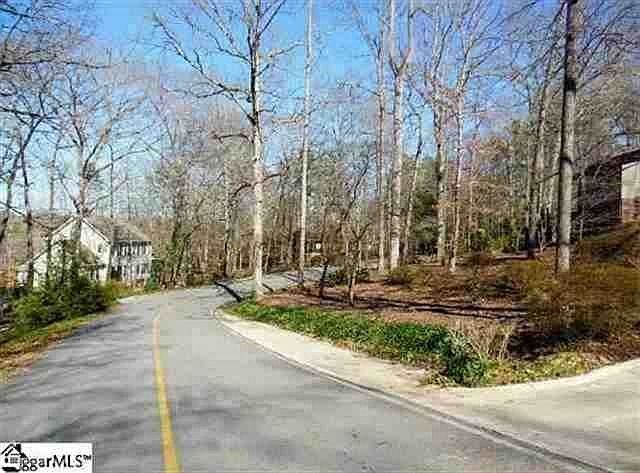 1st image of 113 Brookwood Dr