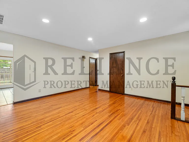 614 N Brownthrush Ln — Photo 14