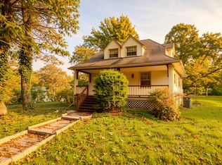 221 N Greeley Ave, Chappaqua, NY 10514