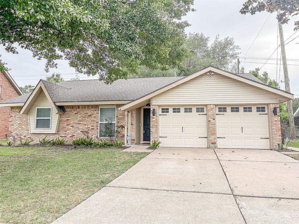 1st image of 3123 Lazy Spring Dr