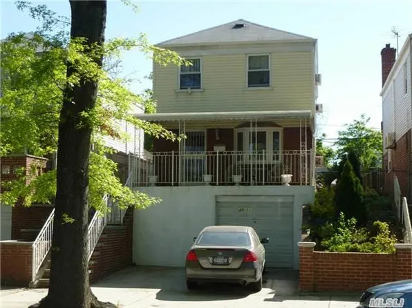 4911 Francis Lewis Blvd, Oakland Gardens, NY 11364