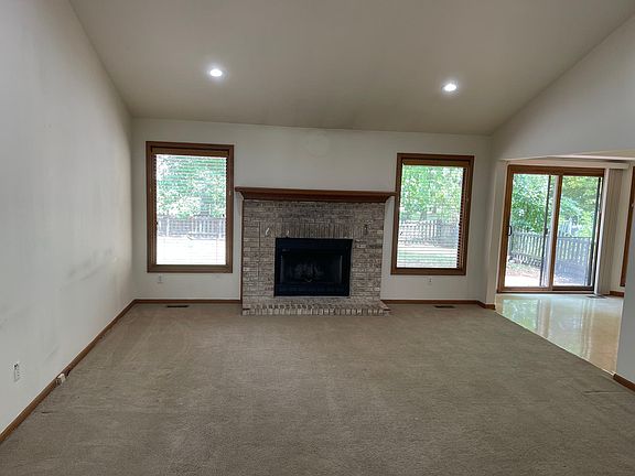 2nd image of 2175 Brinston Ave