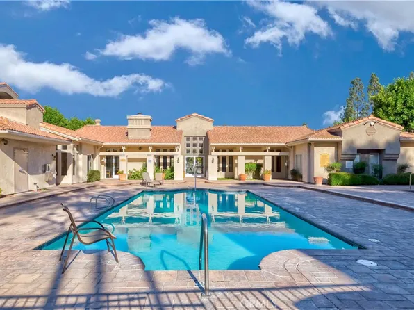 1020 La Terraza Cir Unit 207, Corona, CA 92879