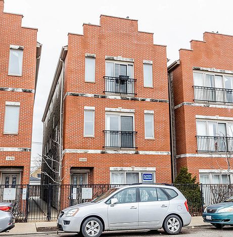 1st image of 3440 N Harlem Ave #2