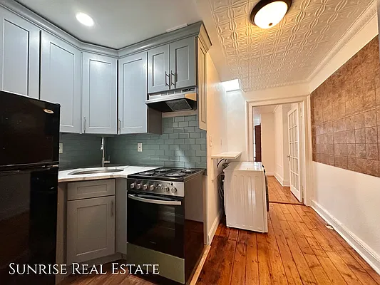 Kitchen, photo 1