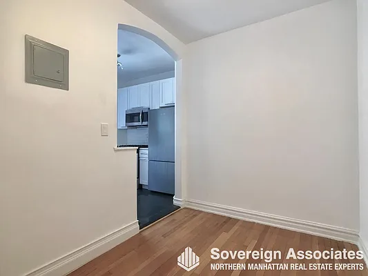 Rented by Sovereign Associates | media 17