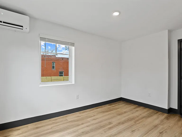 2751 W 28th Ave — Photo 11