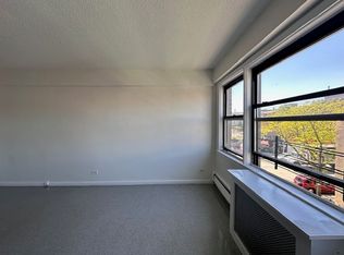 10915 37th Ave APT 10C, Corona, NY 11368