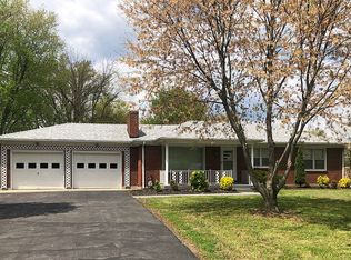 10006 3rd Street Rd, Louisville, KY 40272