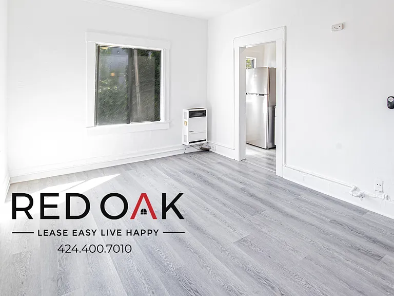 816- 822 S Park View St — Photo 8