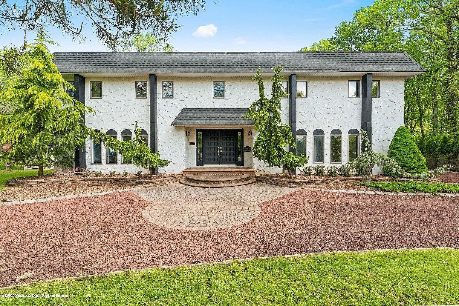7 bed, 3630 sqft, $5,600 — Photo 1
