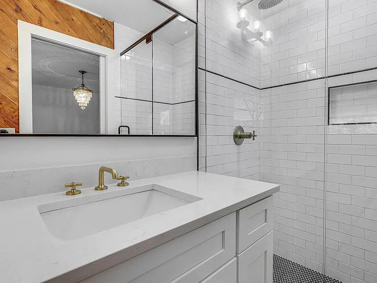 8569 Horton Hwy — Photo 22