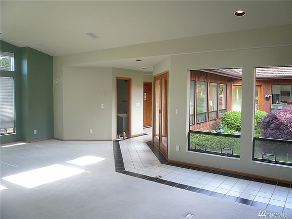 4th image of 14427 52nd Ave W