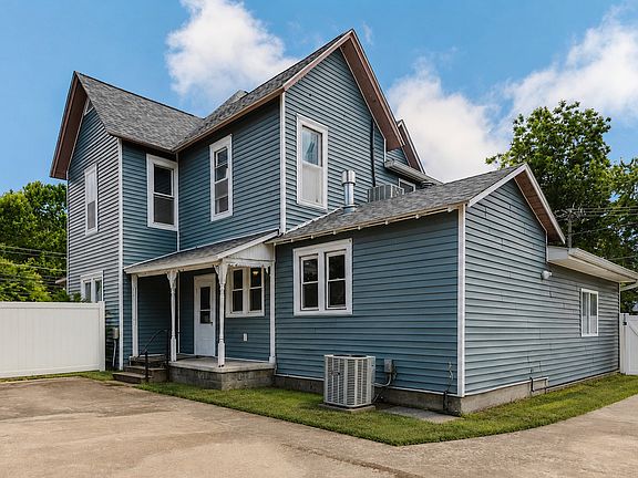5th image of 741 S Division St