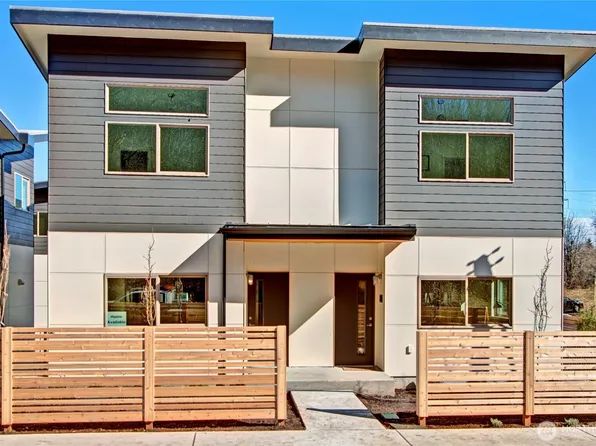 8716 42nd Avenue S, Seattle, WA 98118