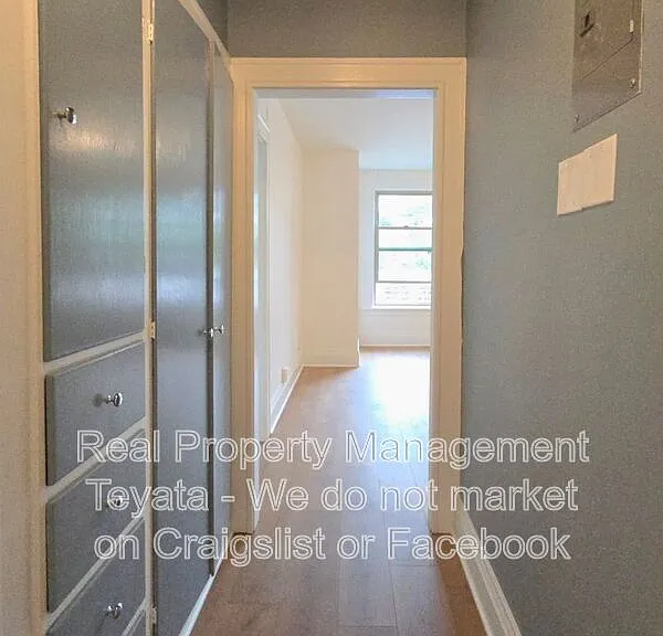 1053 N State St #203 — Photo 11
