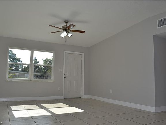 2nd image of 1324 Brookhill Dr