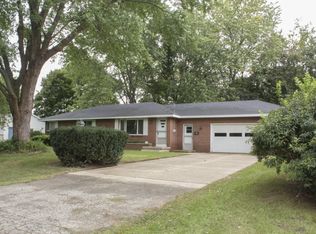 7929 Hearthway Ave, Jenison, MI 49428