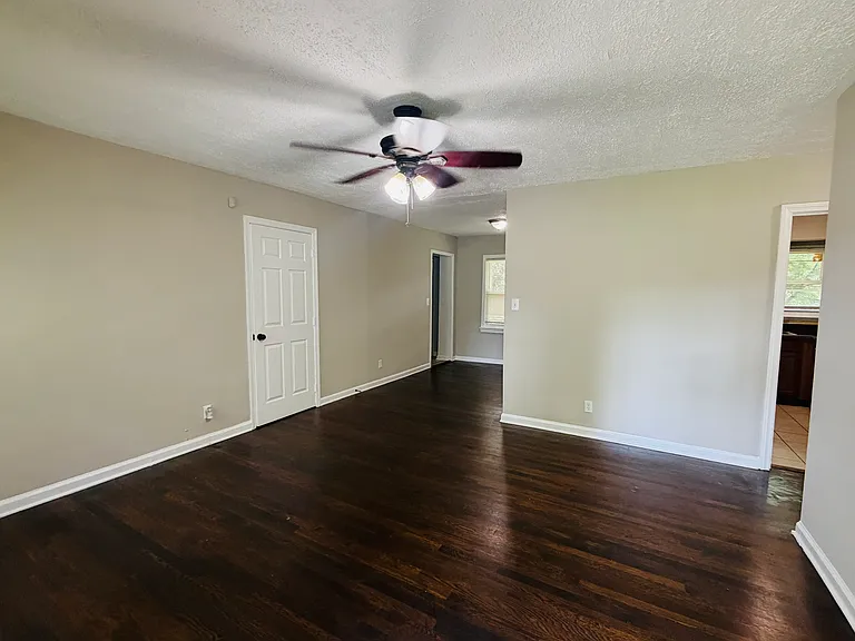 1763 San Gabriel Ave — Photo 20