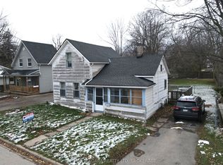 35 Forsythe St, Fort Erie, ON L2A 1X1