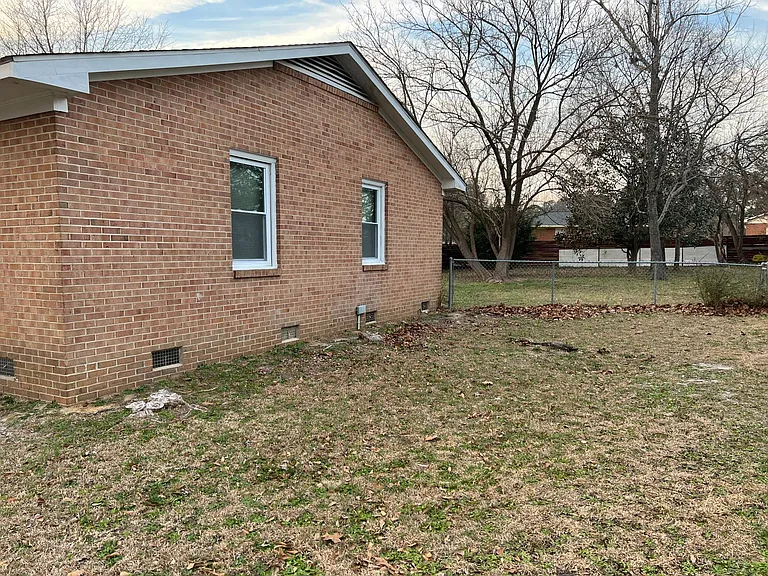 6606 Bonnie Bell Ln — Photo 4