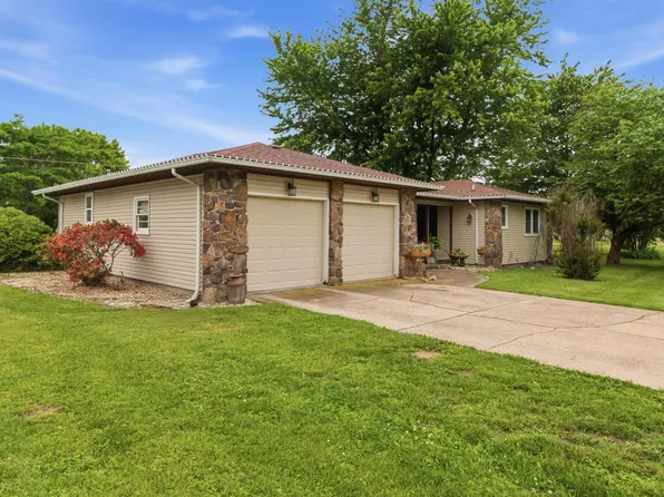 708 Carlton Street, Mountain Grove, MO 65711