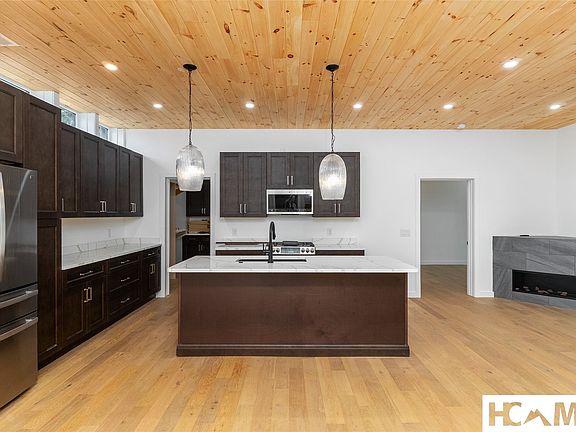 5th image of 199 Mountain Laurel Ridge #2