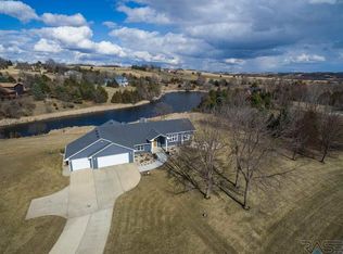 27028 Rolling Thunder Ln, Sioux Falls, SD 57108