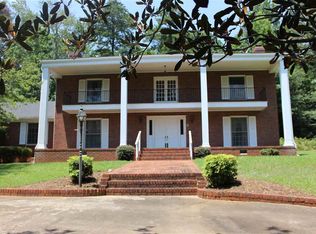 4005 Woodbury Rd, Seneca, SC 29672