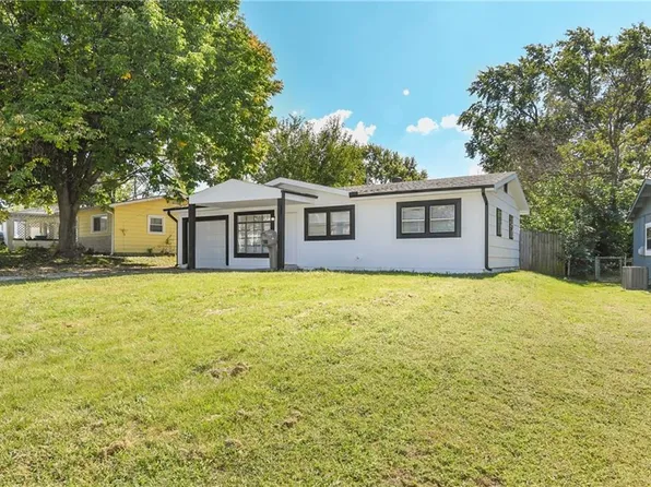 5133 Dodson Ave, Kansas City, KS 66106