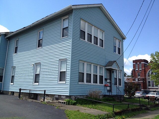 2nd image of 8 Water St