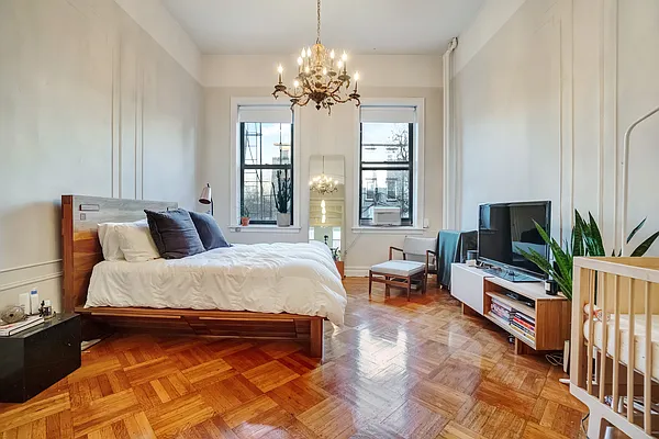 Rented by Twyford Real Estate | media 7