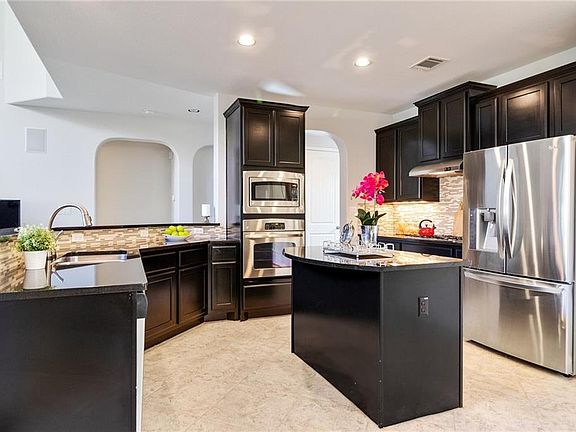 5th image of 11312 Cherisse Dr