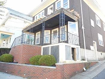 2nd image of 20 Appleton St