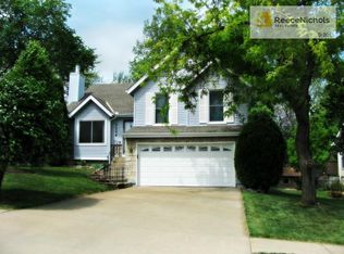 1114 E Green Gables St, Olathe, KS 66061