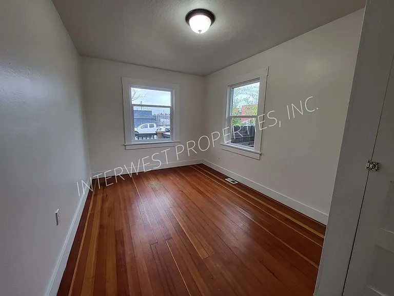 329 SE 79th Ave — Photo 33