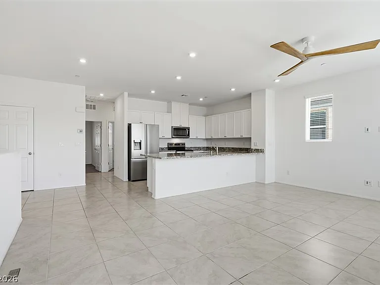 6126 Garden Oasis St — Photo 12