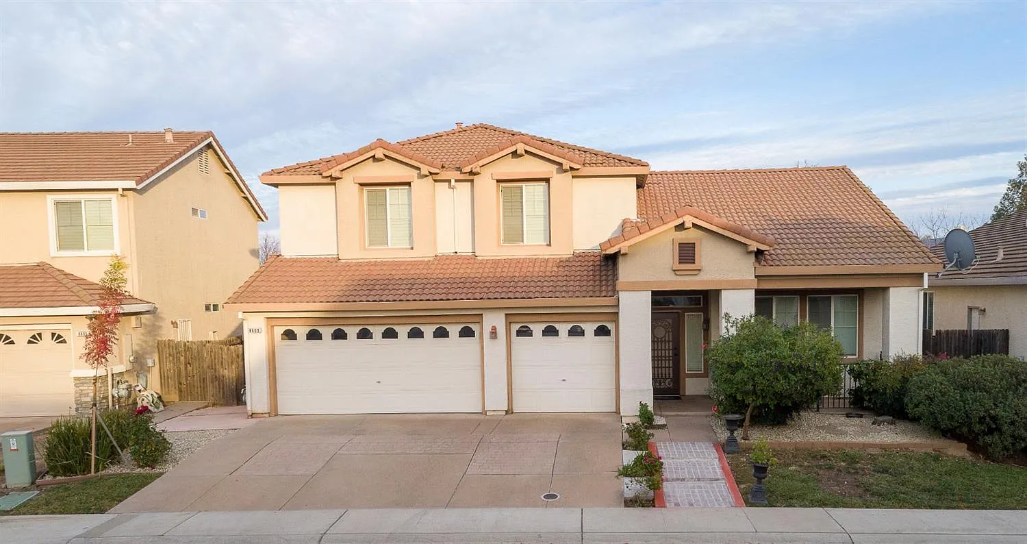 8609 Modena Way photo 1