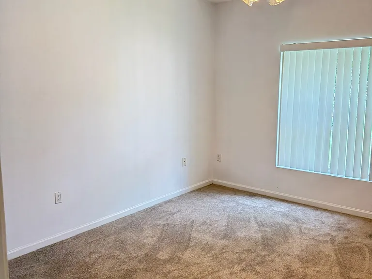 5050 Fairways Cir #E202 — Photo 8