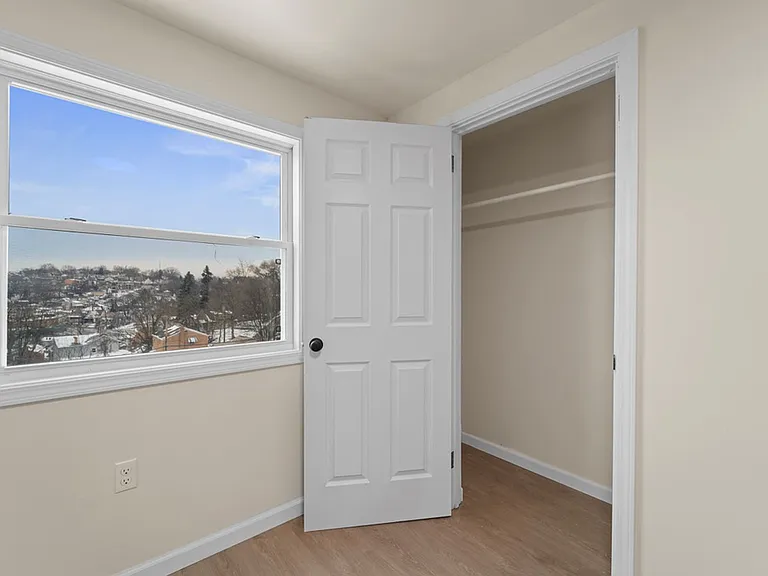 2616 Shawhan Avenue — Photo 16