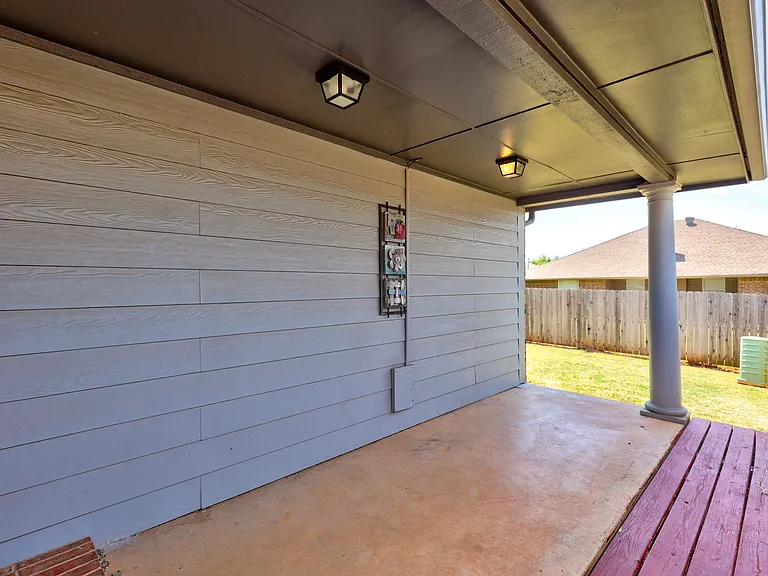 2104 Del Simmons Dr — Photo 58