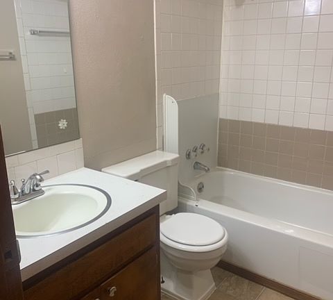 3rd image of 301 W Ashley St #A4