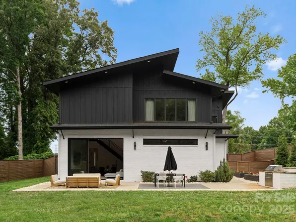 2913 Lake Ave, Charlotte, NC 28208