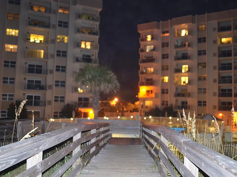 1600 Via De Luna Dr #W204 — Photo 25