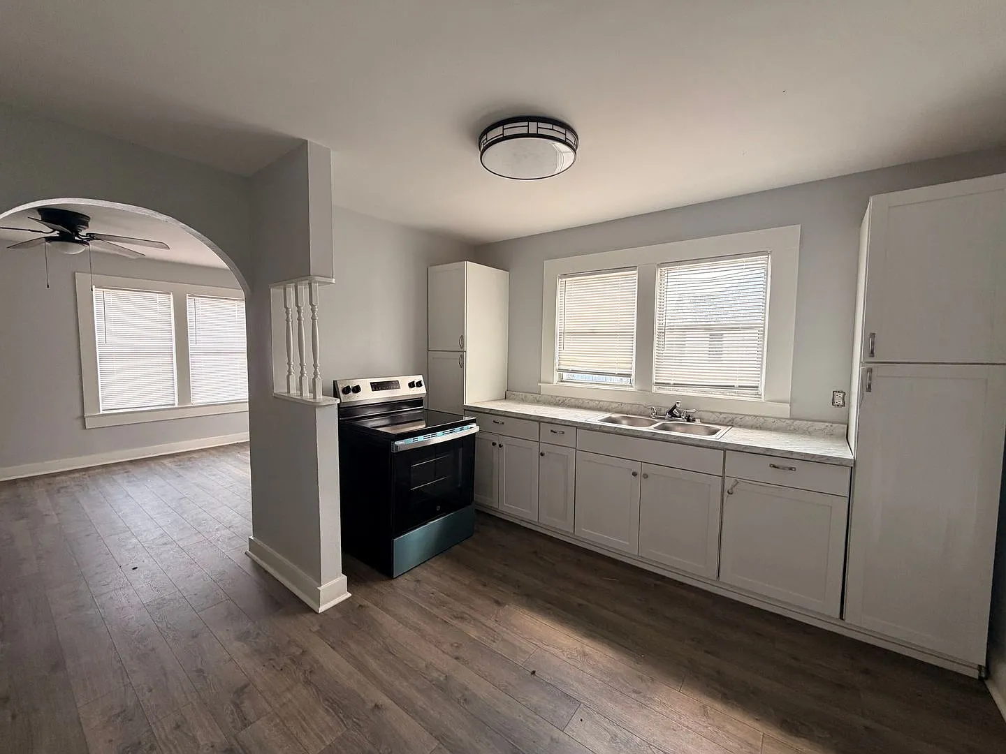 Discover this spacious 3-bedroom, 2-bathroom house in Atkins, AR — Photo 3
