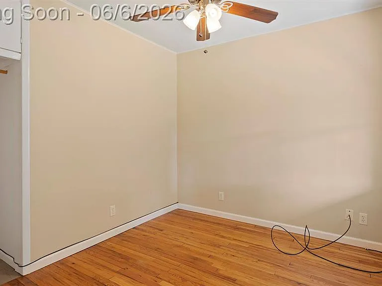23773 Hazelwood Ave — Photo 9